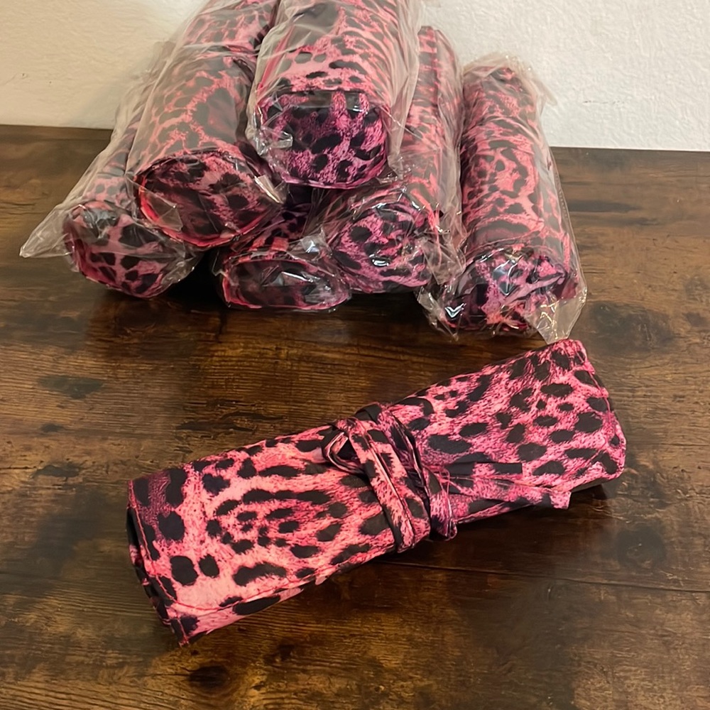 NEW Pink Zebra‎ Print Cosmetic Brush Holder and Bag!